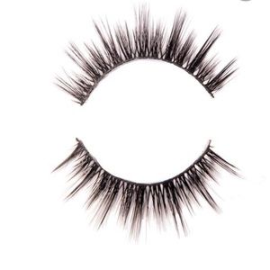 Lashaholic Luxury Lashes Instaglam